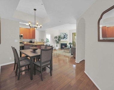 620 S Gramercy Place - Photo Thumbnail 7