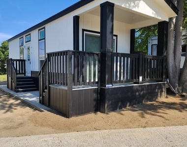 17650 Grand Avenue - Photo Thumbnail 16