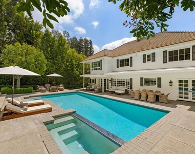 2878 Royston Place - Photo Thumbnail 23