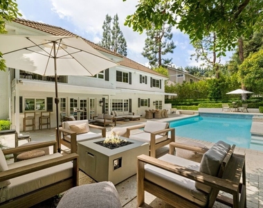 2878 Royston Place - Photo Thumbnail 24