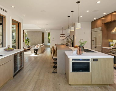 3108 Yale Avenue - Photo Thumbnail 8