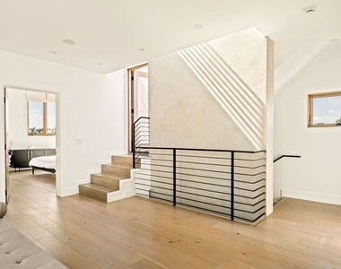 3108 Yale Avenue - Photo Thumbnail 16