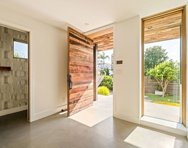 3108 Yale Avenue - Photo Thumbnail 2