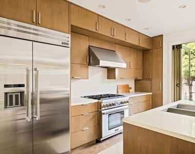 3108 Yale Avenue - Photo Thumbnail 9