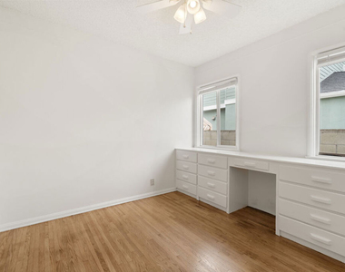 7869 Croydon Avenue - Photo Thumbnail 9