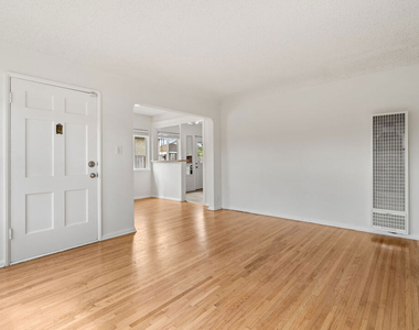 7869 Croydon Avenue - Photo Thumbnail 1