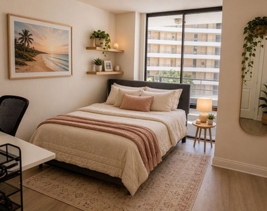 4265 Marina City Drive - Photo Thumbnail 5