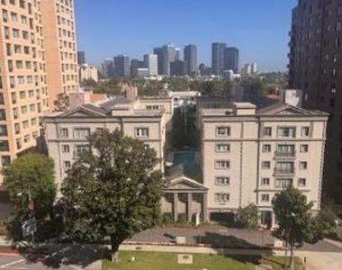 10535 Wilshire Boulevard - Photo Thumbnail 4