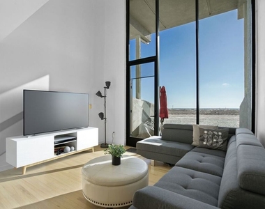 6 Voyage Street - Photo Thumbnail 3