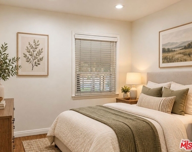 6313 Bluebell Avenue - Photo Thumbnail 29