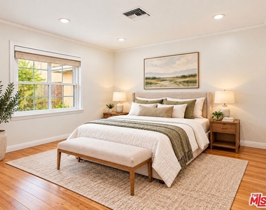 6313 Bluebell Avenue - Photo Thumbnail 31