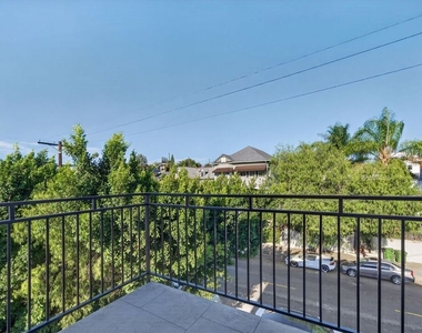 1424 Pleasant Avenue - Photo Thumbnail 30