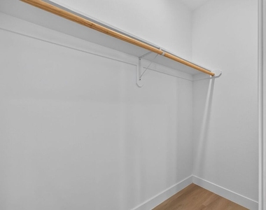 1424 Pleasant Avenue - Photo Thumbnail 22