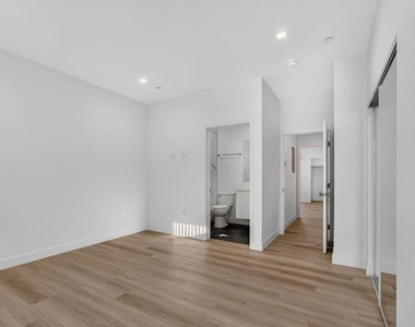 1424 Pleasant Avenue - Photo Thumbnail 13