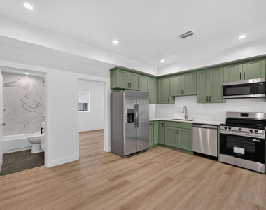 1424 Pleasant Avenue - Photo Thumbnail 2