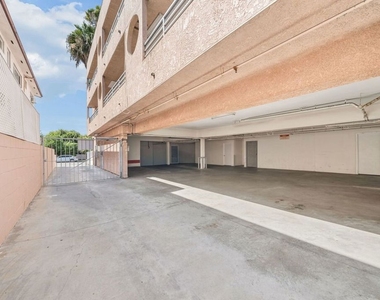 158 N Normandie Avenue - Photo Thumbnail 22