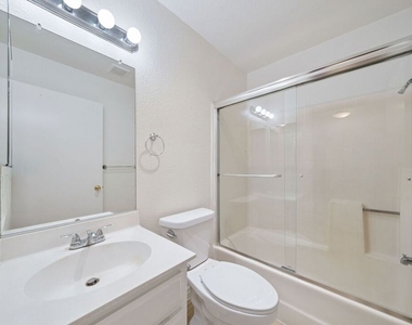 158 N Normandie Avenue - Photo Thumbnail 18