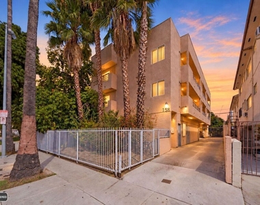 158 N Normandie Avenue - Photo Thumbnail 24