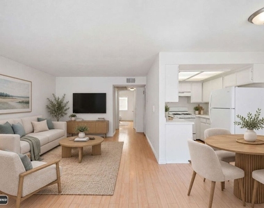 158 N Normandie Avenue - Photo Thumbnail 3