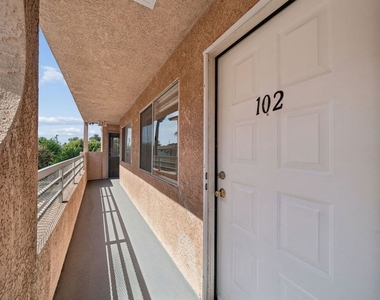 158 N Normandie Avenue - Photo Thumbnail 1