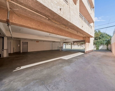 158 N Normandie Avenue - Photo Thumbnail 21