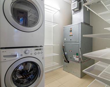 1155 S Grand Avenue - Photo Thumbnail 12