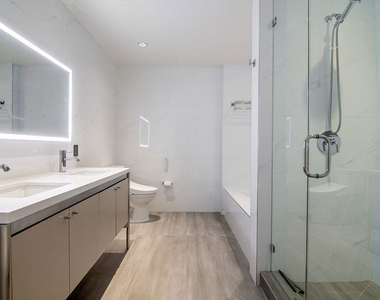 1155 S Grand Avenue - Photo Thumbnail 8