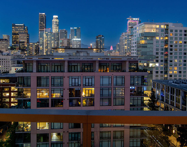 1155 S Grand Avenue - Photo Thumbnail 13
