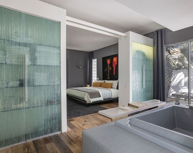 520 W Via Lola - Photo Thumbnail 22