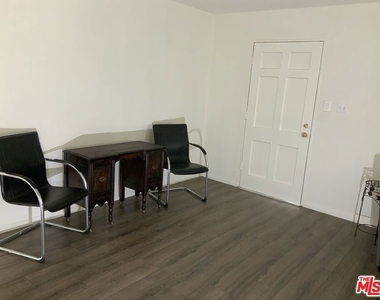 4803 Topanga Canyon Boulevard - Photo Thumbnail 8