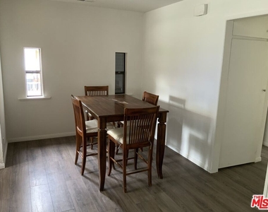 4803 Topanga Canyon Boulevard - Photo Thumbnail 9