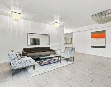 2301 S Beverly Glen Boulevard - Photo Thumbnail 28