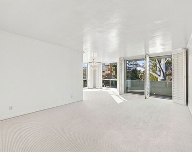 2301 S Beverly Glen Boulevard - Photo Thumbnail 6
