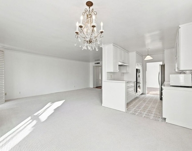 2301 S Beverly Glen Boulevard - Photo Thumbnail 9
