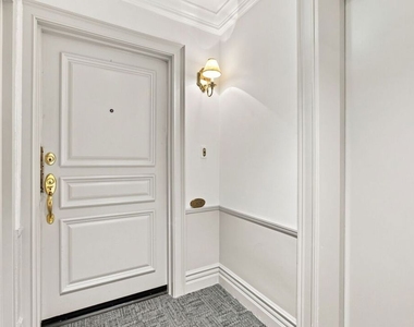 2301 S Beverly Glen Boulevard - Photo Thumbnail 2