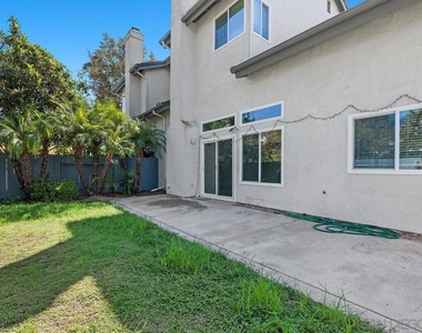 10927 Matinal Cir - Photo Thumbnail 4