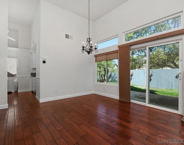 10927 Matinal Cir - Photo Thumbnail 12