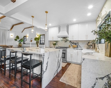 340 B Ave - Photo Thumbnail 10