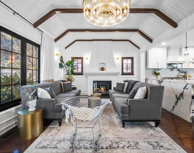 340 B Ave - Photo Thumbnail 4
