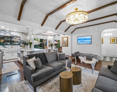 340 B Ave - Photo Thumbnail 6