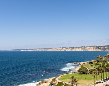 939 Coast Blvd - Photo Thumbnail 20