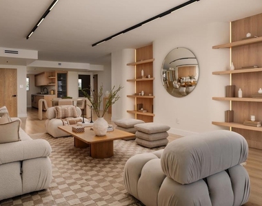 939 Coast Blvd - Photo Thumbnail 3