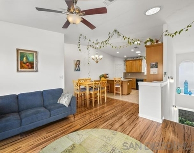 1840 S Tremont - Photo Thumbnail 8