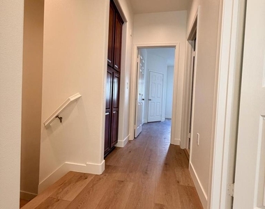 9301 Shirley Avenue - Photo Thumbnail 6