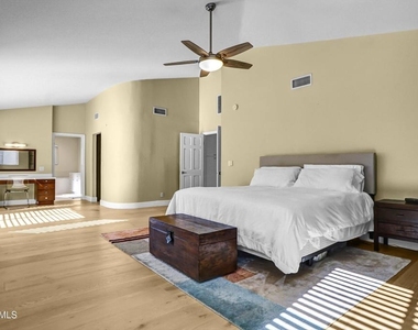6106 Lake Lindero Drive - Photo Thumbnail 14