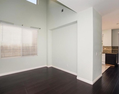 2546 Renata Court - Photo Thumbnail 5