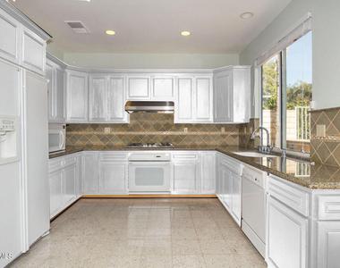 2546 Renata Court - Photo Thumbnail 9