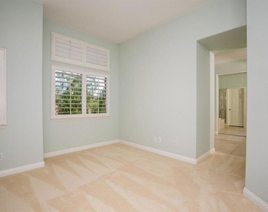 2546 Renata Court - Photo Thumbnail 13