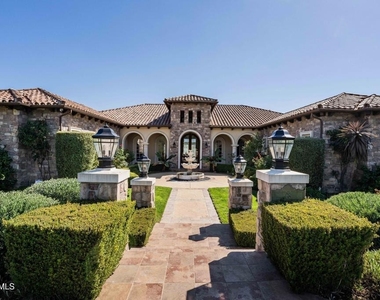 98 Queens Garden Drive - Photo Thumbnail 28