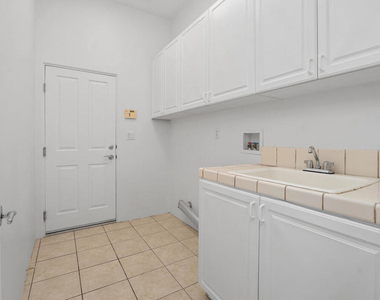 40921 Hovley Court - Photo Thumbnail 21